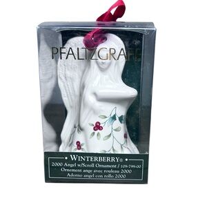 Pfaltzgraff Vintage Winterberry 2000 Angel with Scroll Bell Christmas Ornament